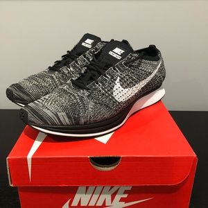 Nike Flyknit Racer “Oreo” Size 11
